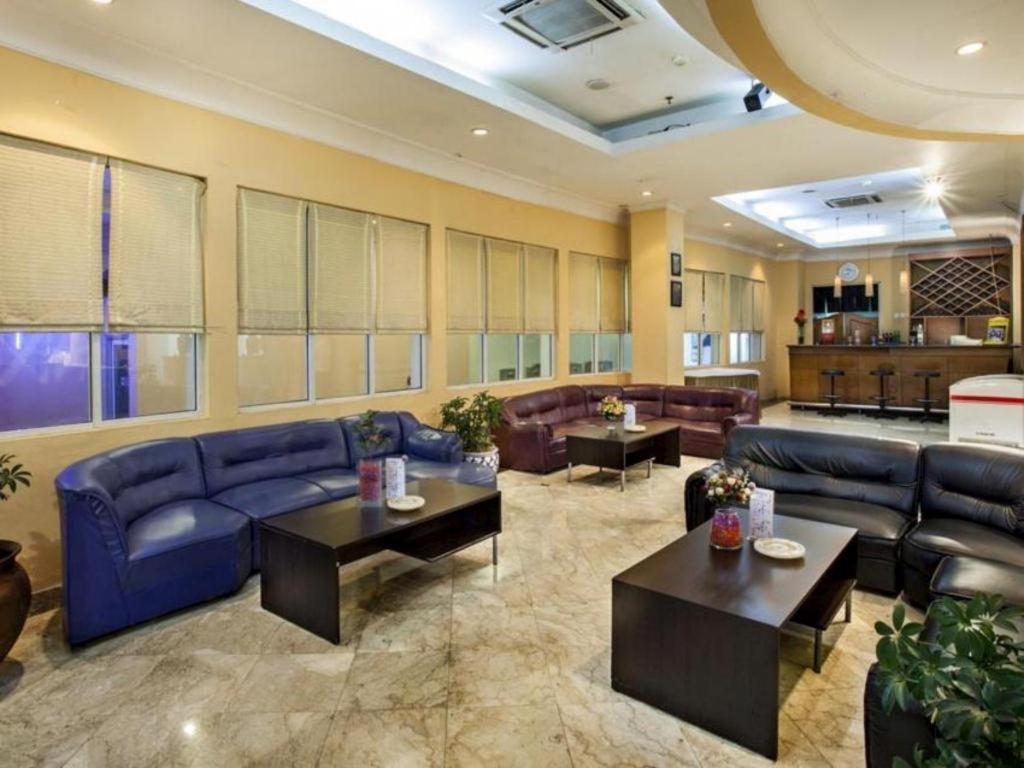 纳棱达酒店 万隆 外观 照片